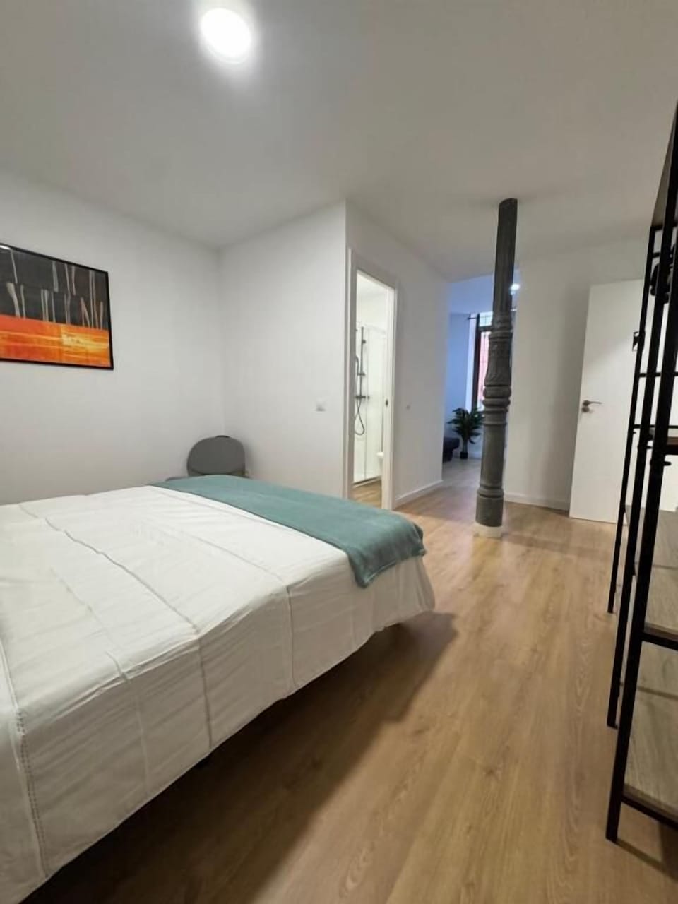 Comfort Apartment, City View | Desk, laptop workspace, free WiFi