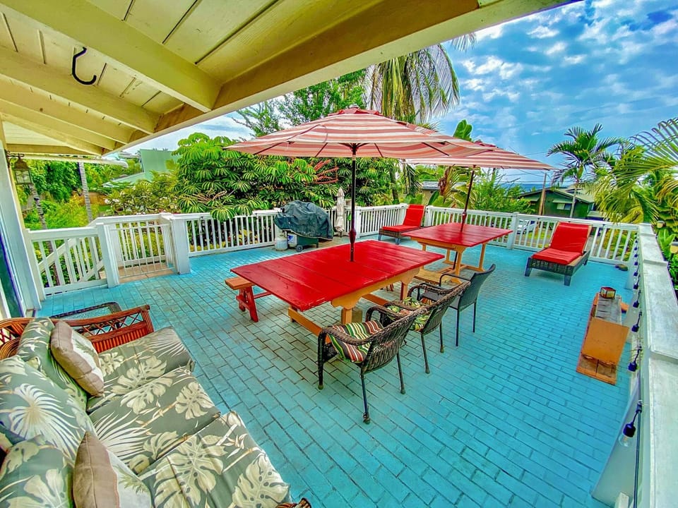 3 Fabulous ocean view lanai!