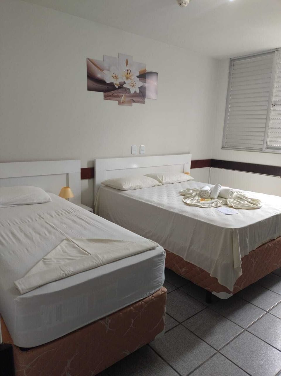Deluxe Apartment | Iron/ironing board