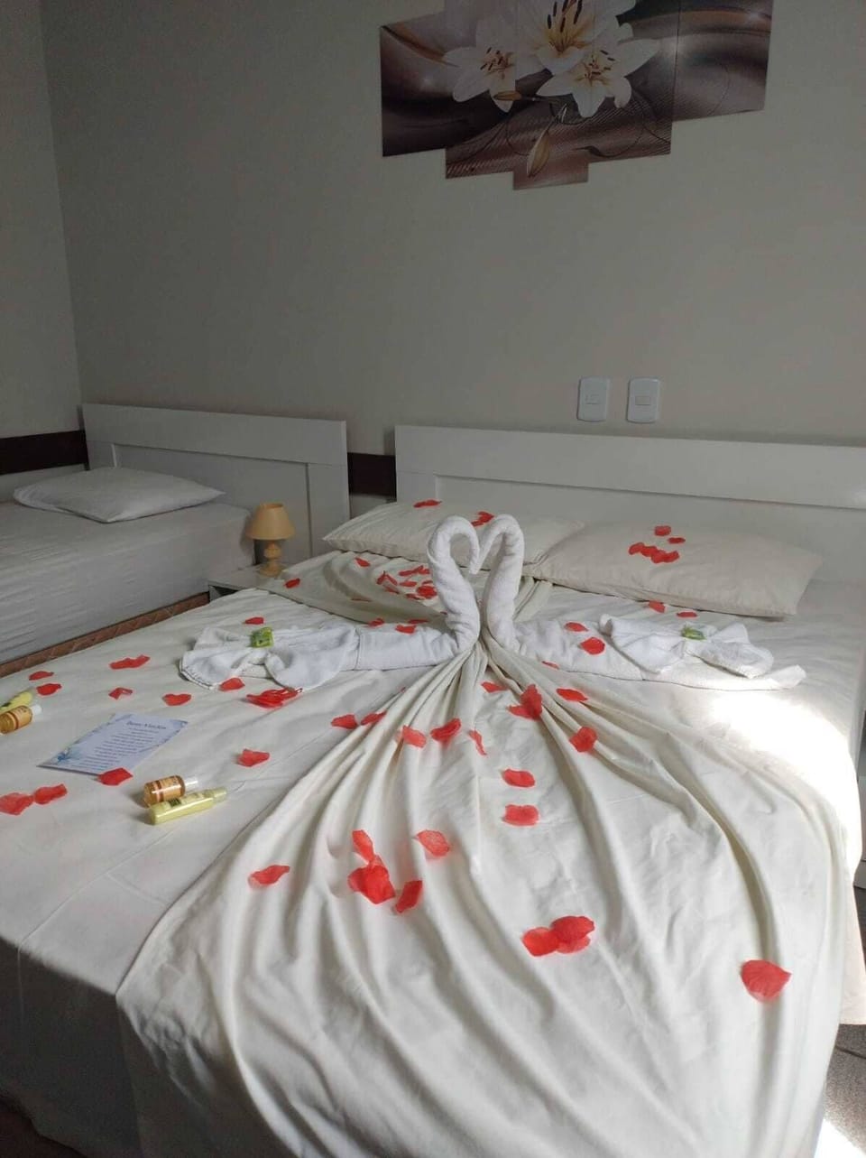 Deluxe Apartment | Iron/ironing board