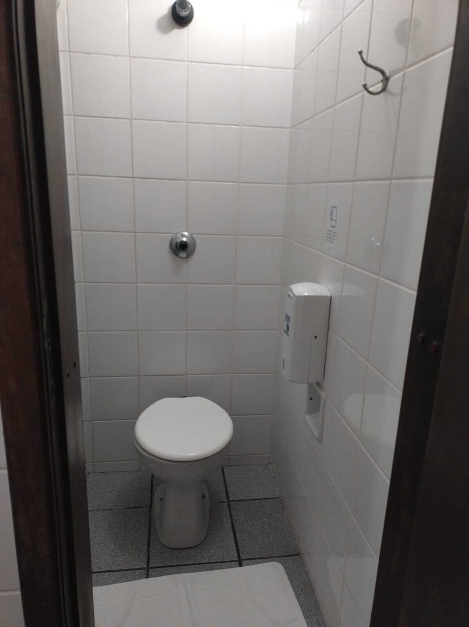 Shower, towels, soap, shampoo
