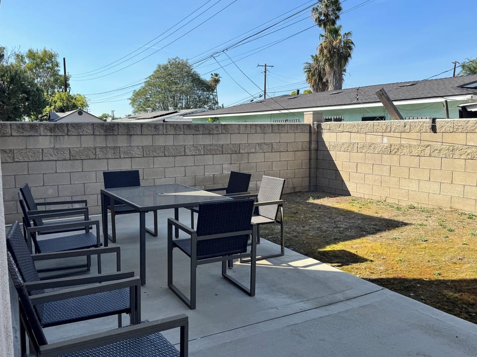Outdoor dining