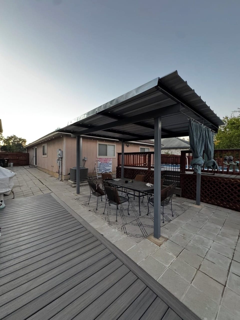 Outdoor dining