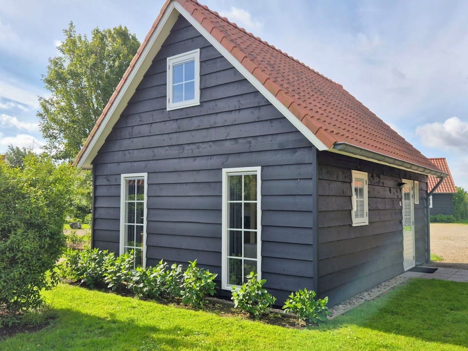 Siding, House, Roof, Cottage, Home, Garden Buildings, Shed, Lawn, Yard