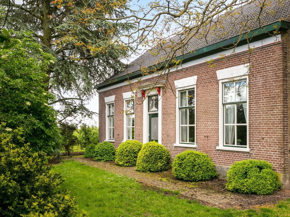 Plant, Window, Building, Tree, Grass, Hedge, Woody Plant, Cottage, House, Natural Landscape
