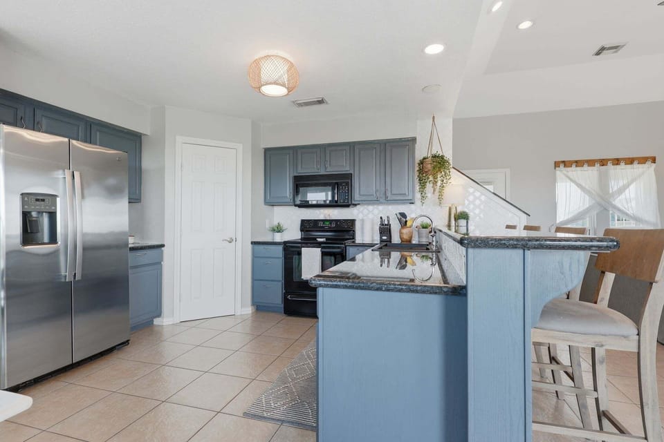 Indoors, Kitchen, Appliance, Refrigerator, Floor