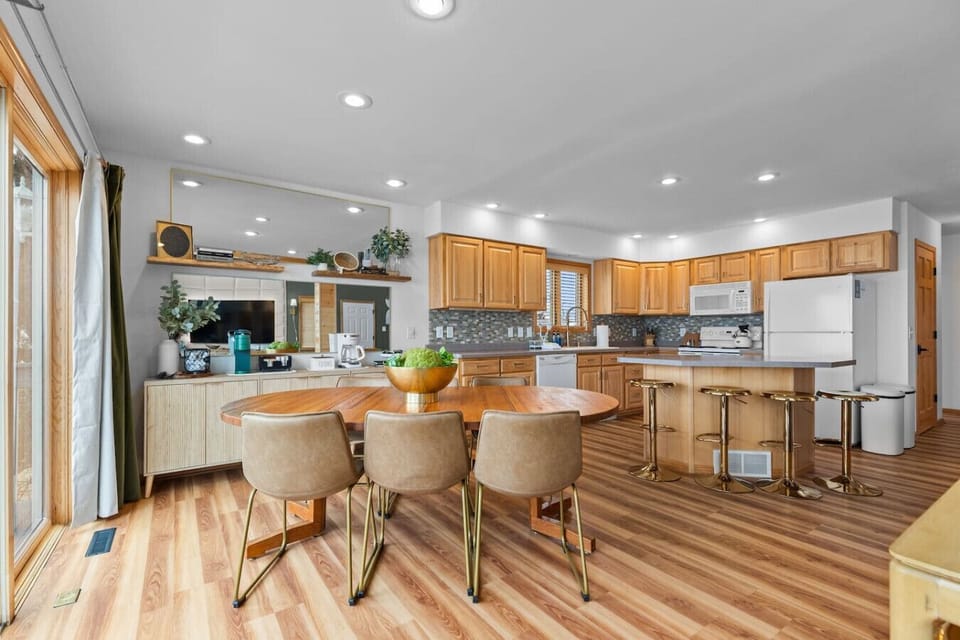 A fully stocked kitchen made for hosting.