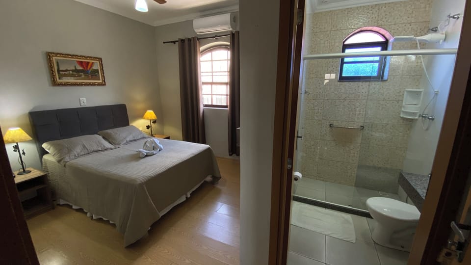 Classic Double Room | Minibar, desk, blackout drapes, iron/ironing board
