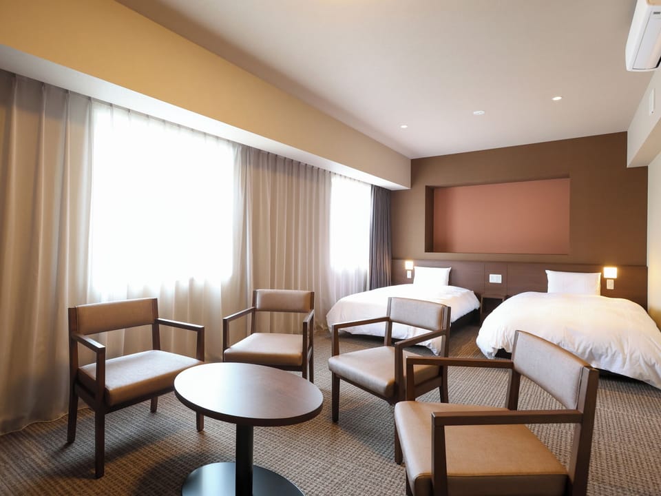 In-room safe, blackout drapes, WiFi (free), bed sheets