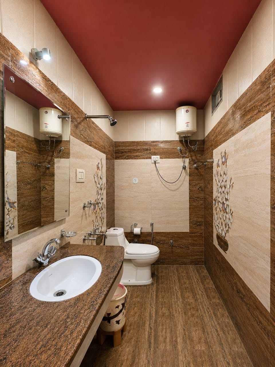 Superior Room, Balcony, Mountain View | Bathroom | Shower, free toiletries, towels, soap