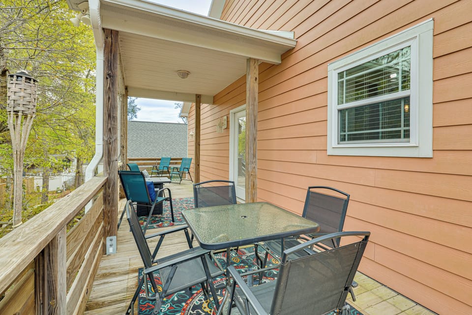 Deck | Gas Grill