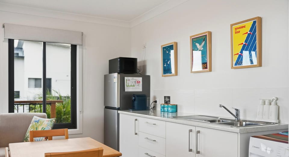Kitchenette and Dining
