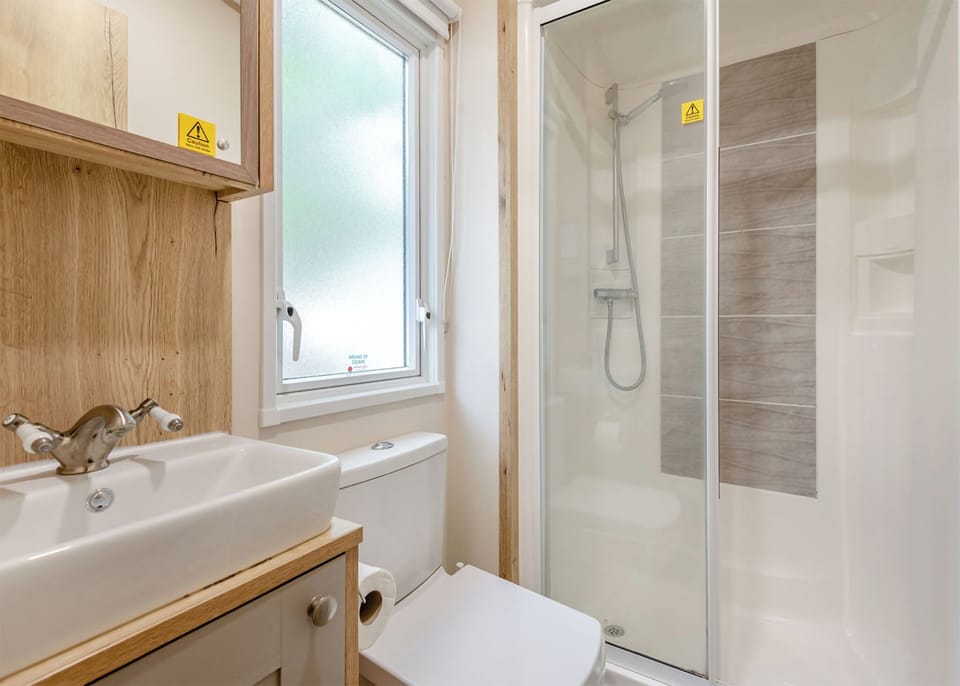 Shower, Bathroom, House