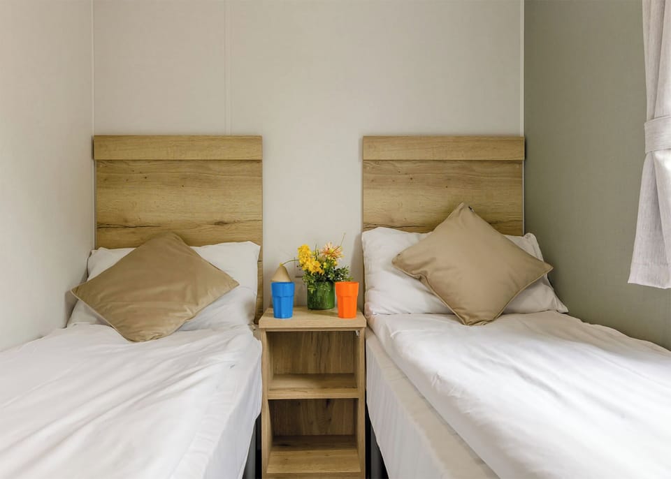 Bed, Bedroom, House