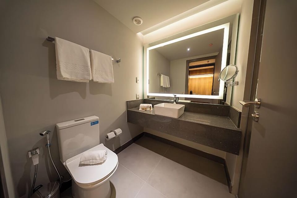 Superior Double Room | In-room safe, soundproofing, WiFi (free), bed sheets