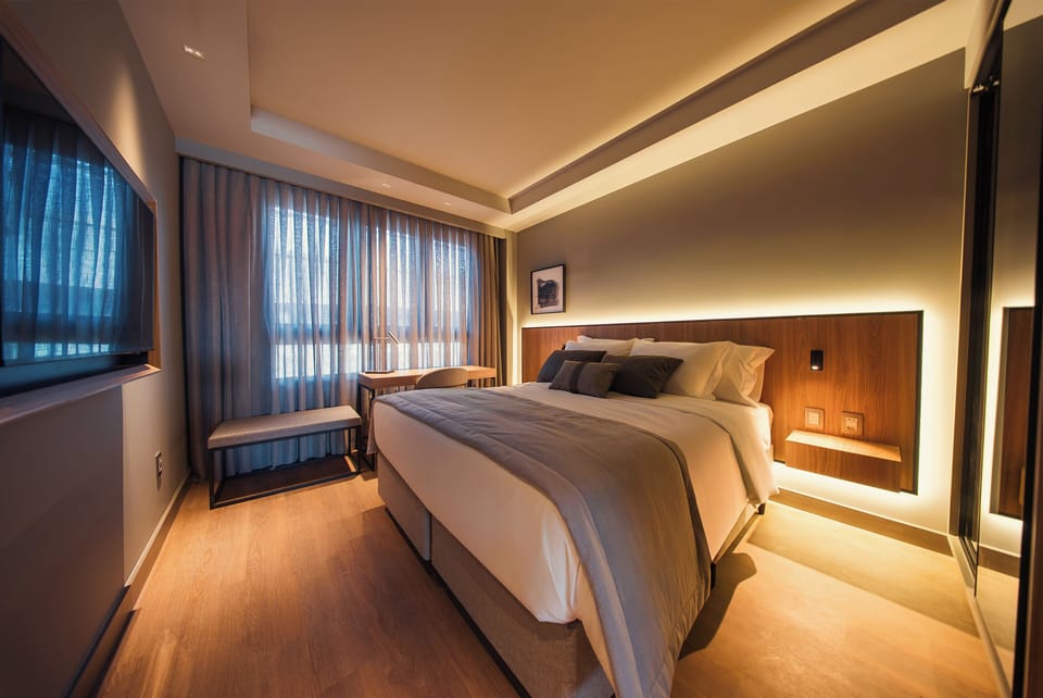 Standard Double Room, 1 Queen Bed, Mobility Accessible, City View | In-room safe, soundproofing, WiFi (free), bed sheets