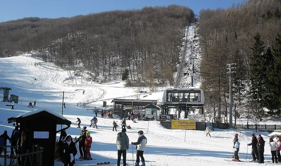 Snow and ski sports