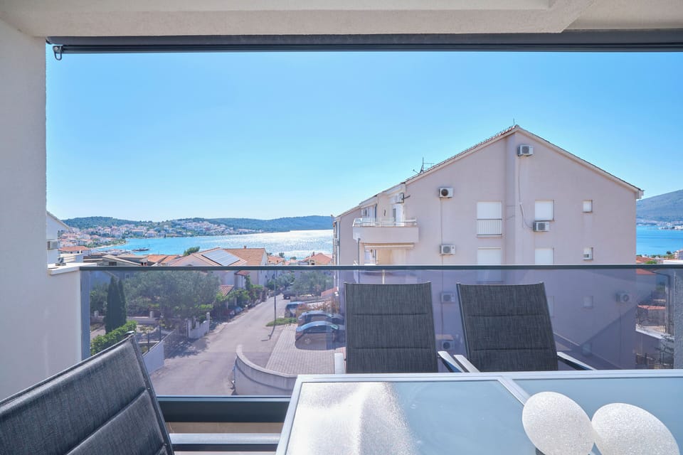 Classic Apartment, Balcony, Beach View | Terrace/patio