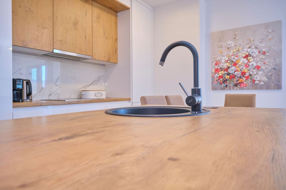 Classic Apartment, Balcony, Beach View | Private kitchen