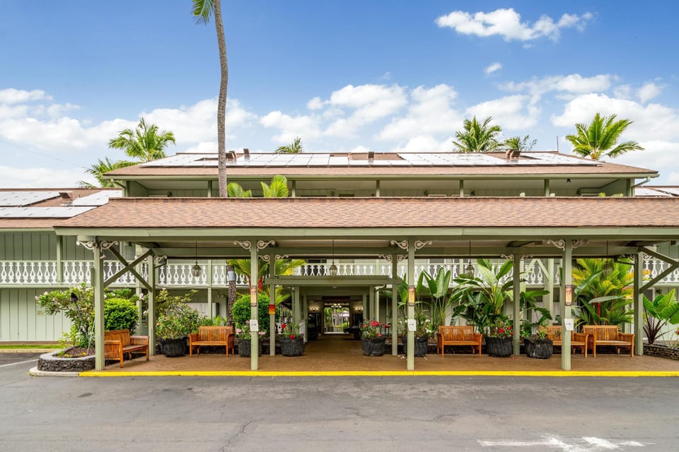 Studio | Exterior