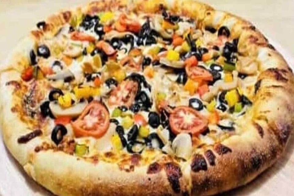CASA COCO 24/7 Eatery & Bar PAY IT FORWARD Pizza