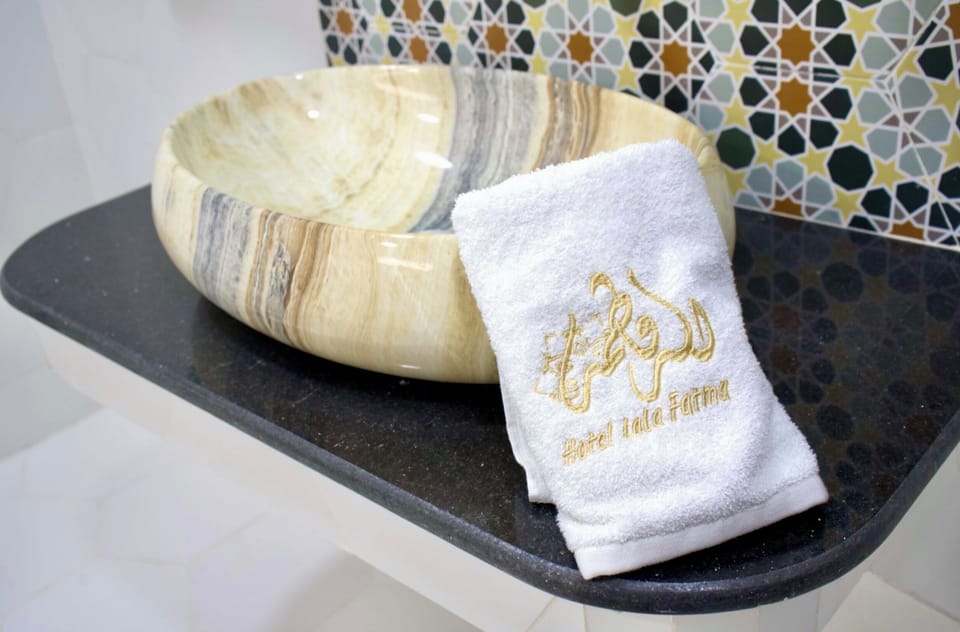 Shower, free toiletries, hair dryer (on request), towels