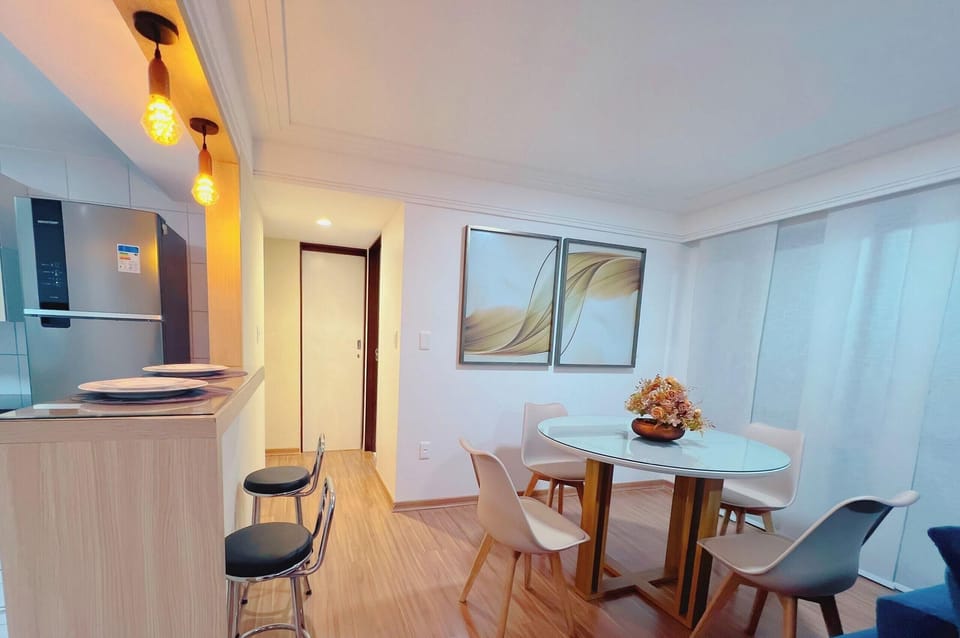 Comfort Apartment | Dining