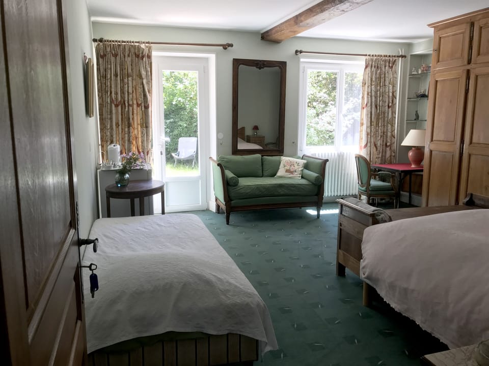 Classic Double Room, 2 Bedrooms, Non Smoking, Garden View | Free WiFi