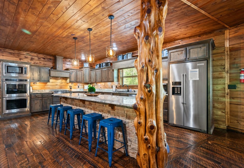 This wide-open kitchen layout makes it easy for multiple people to cook together while still staying part of the conversation.