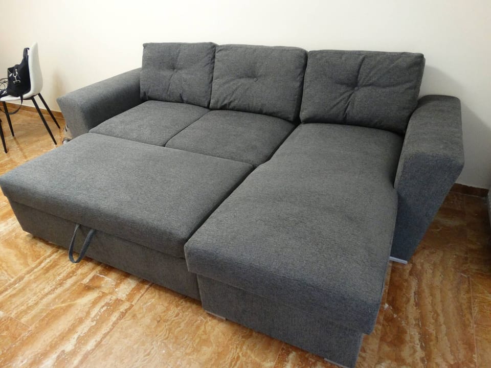 Apartment, 1 Bedroom, Balcony | Living area
