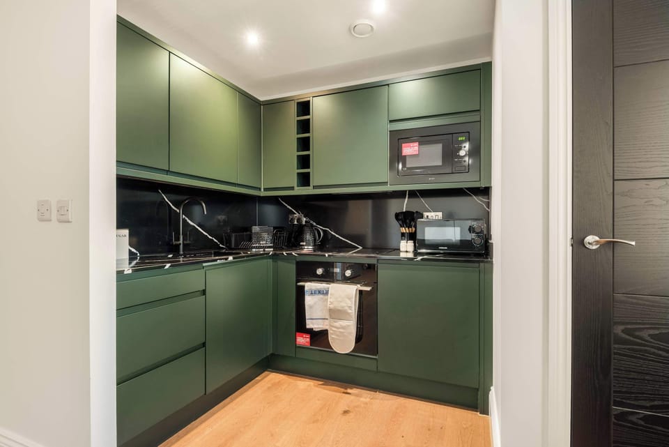Fully equipped kitchen