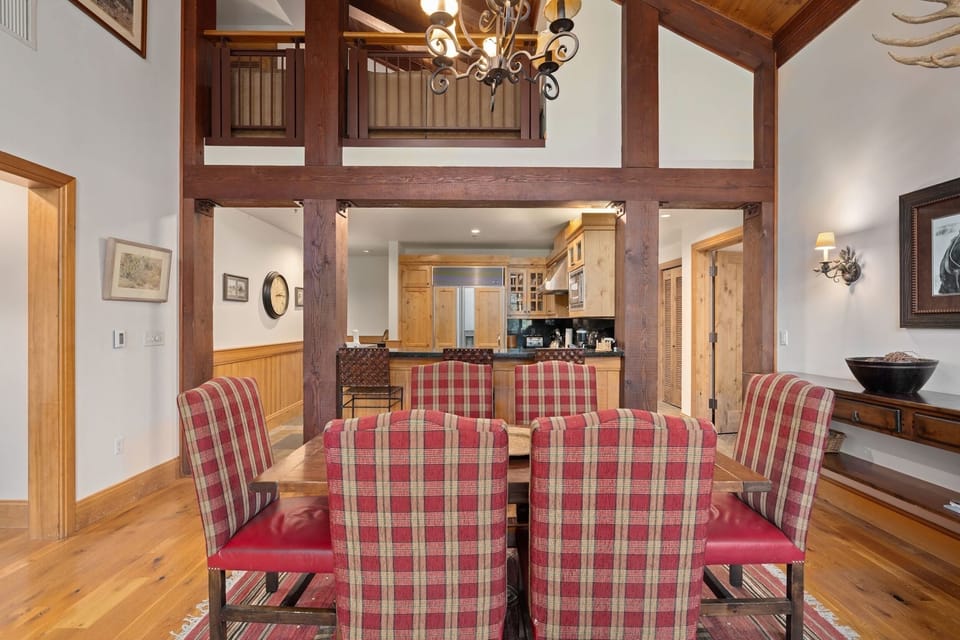 Dining Area and Kitchen