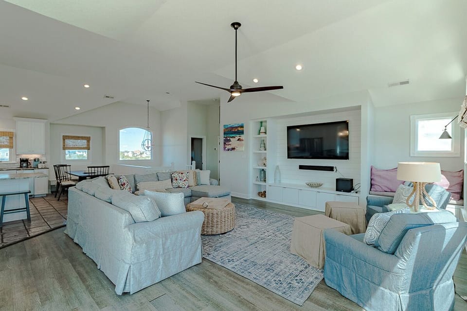 Top Level Living Area