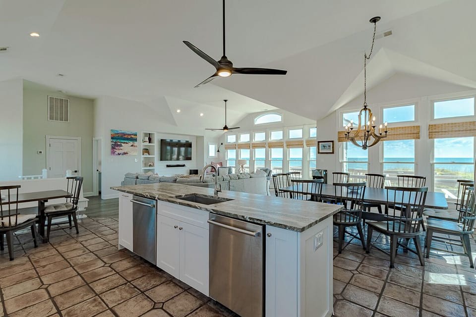 Top Level Kitchen