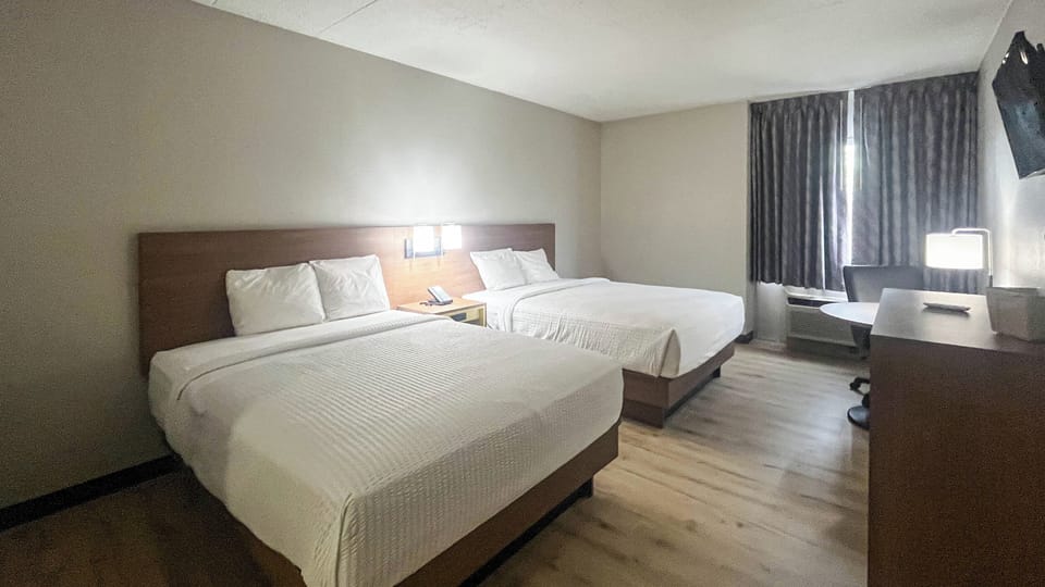 Room, 2 Queen Beds, Non Smoking (Microwave & Fridge)