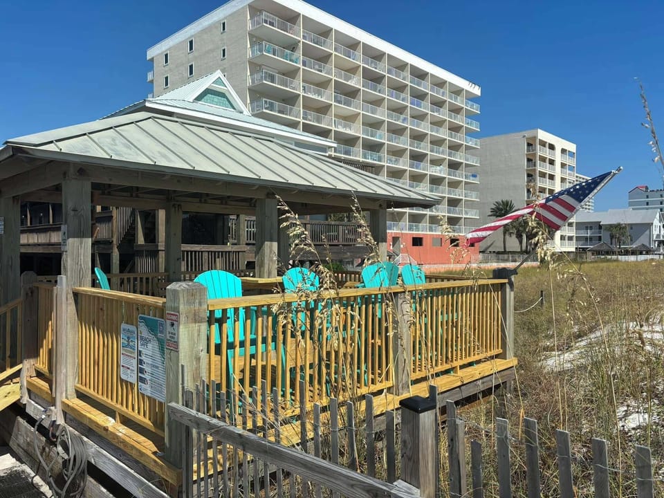 Gazebo - with large high chairs to enjoy the views.