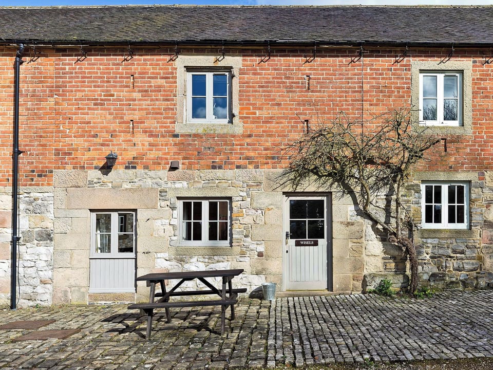 Lovely holiday home | Wisels Cottage - Knockerdown Cottages, Carsington, near Ashbourne