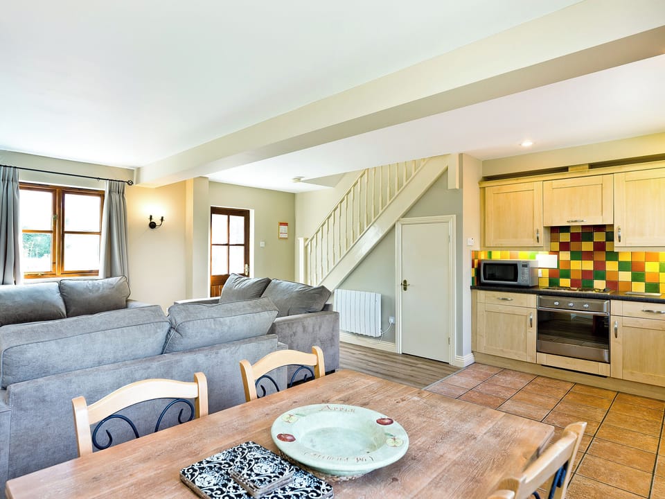 Spacious open plan living space | Butterton Cottage - Knockerdown Cottages, Carsington, near Ashbourne