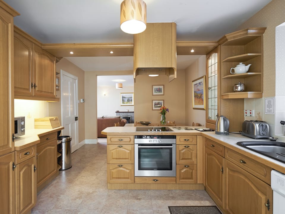Kitchen/diner | Home Farm - Home Farm Cottage, Glendaruel