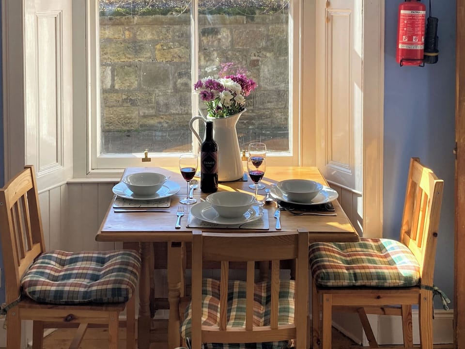 Dining Area | Cardy Cottage, Lower Largo