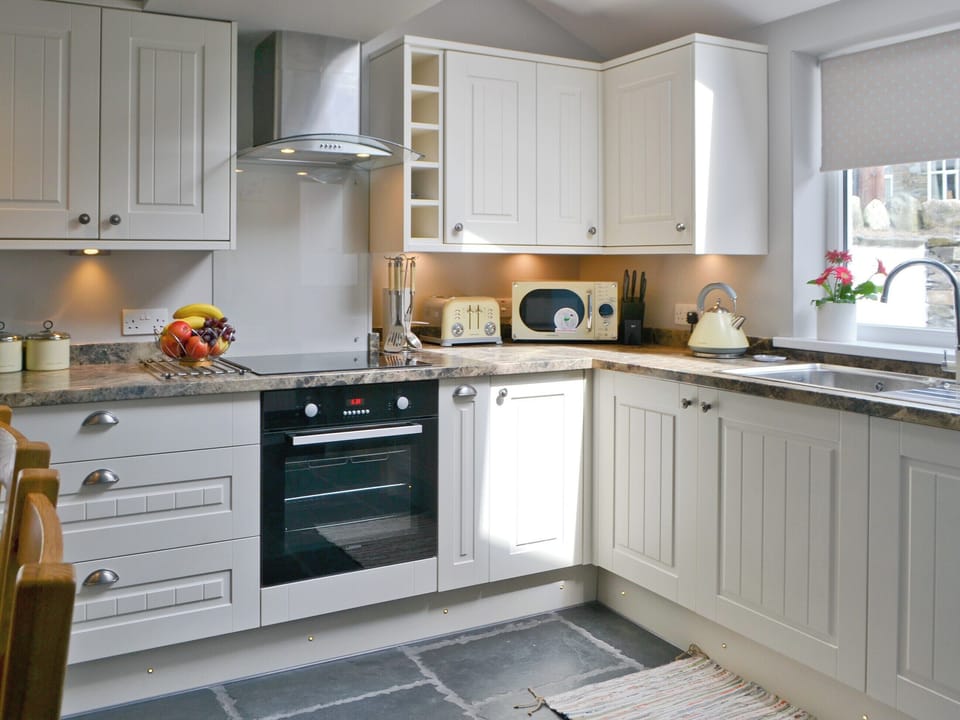Well-equipped kitchen | Water Howes Cottage, Ambleside