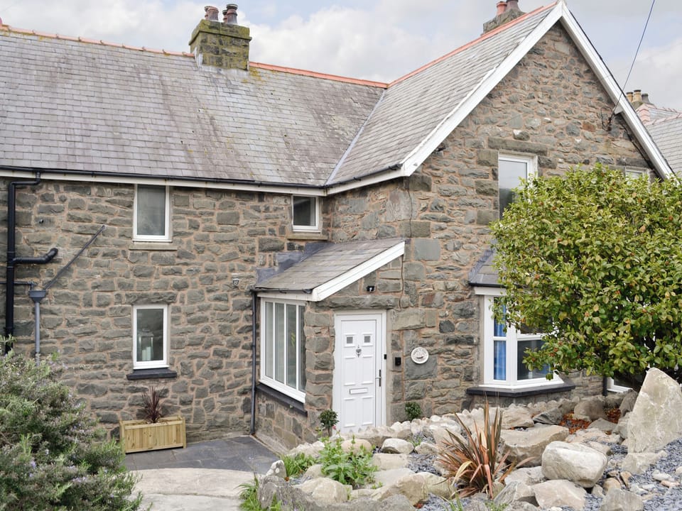Stunning holiday home | Brig-y-Don - Brig-y-Don, Llanaber, near Barmouth