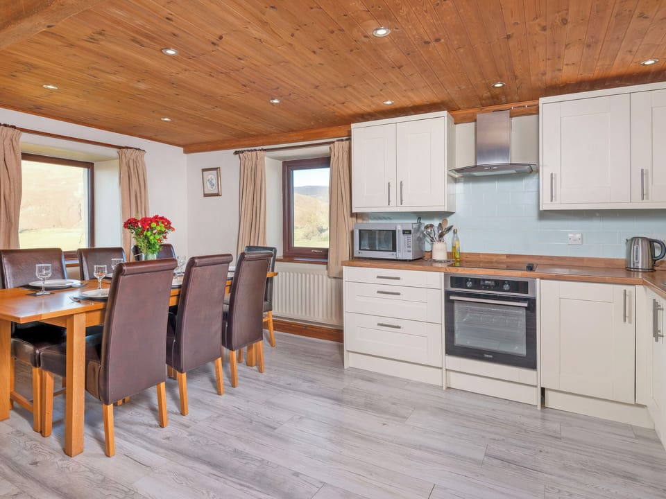 Well-equipped dining area and kitchen | Saddleback Barn, Mungrisdale, near Keswick