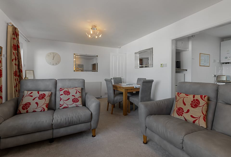 Ocean Side, Brixham: Spacious open-plan living, dining, and kitchen area