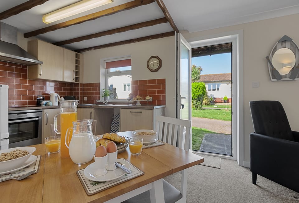 Landscove Chalet 23: