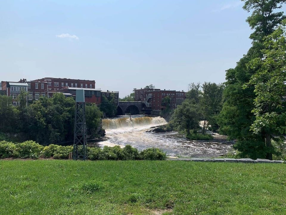 Otter Creek Falls in the heart of the village of Middlebury is just 5 minutes away!