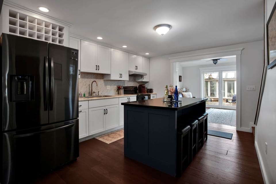 Functional, well-appointed kitchen