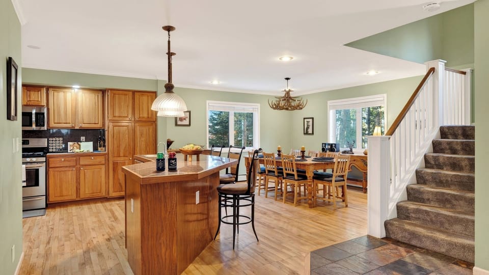 House (4 Bedrooms) | Interior