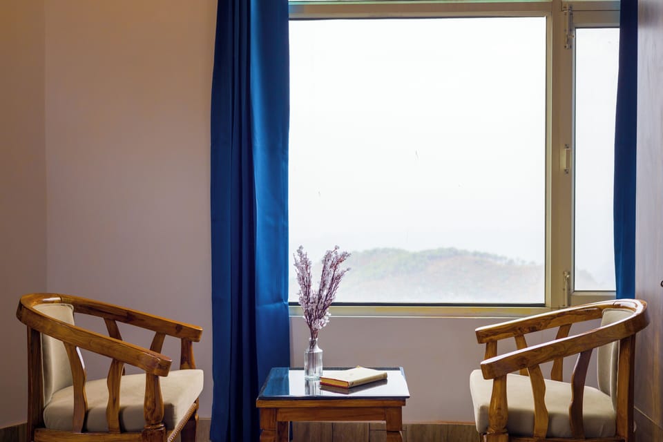 Deluxe Villa, Balcony, Mountain View | Interior