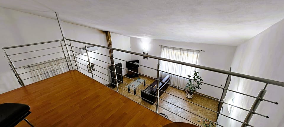 Autumn, Living Room, Spring, Summer